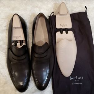 Berluti S461-002 Mens penny loafer grayish black leather